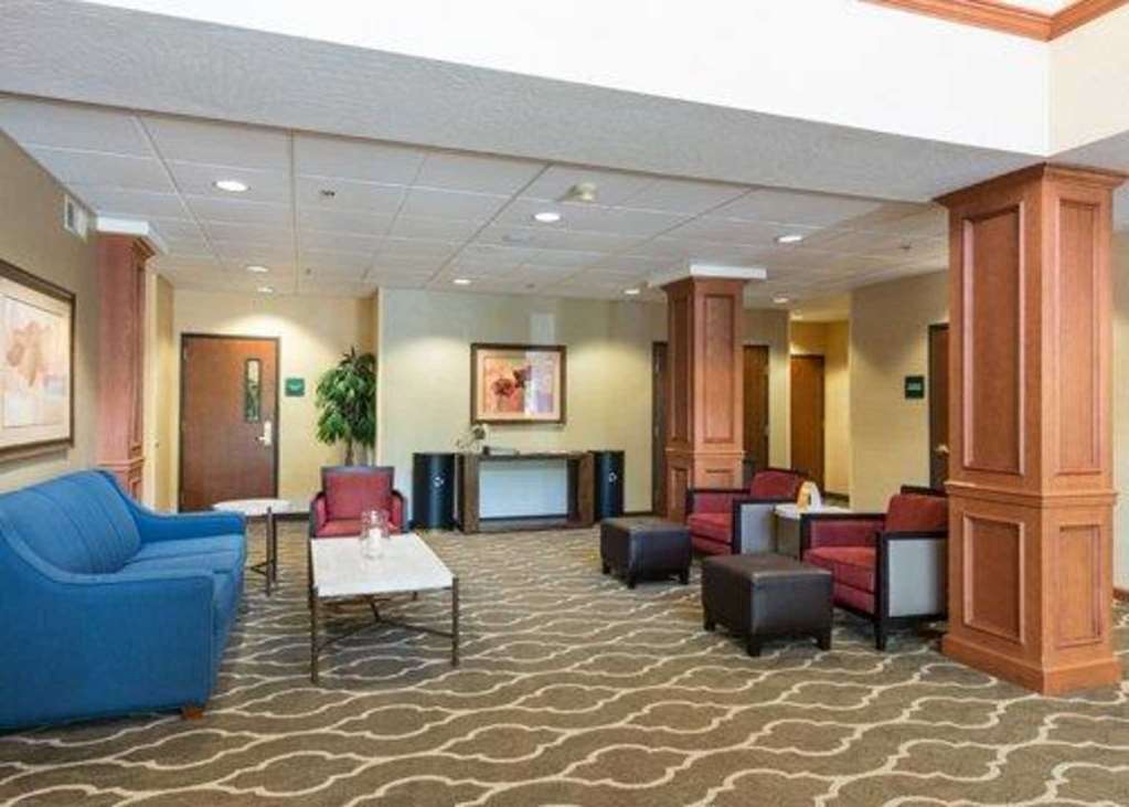 Comfort Suites Springfield-Eugene Beltér fotó